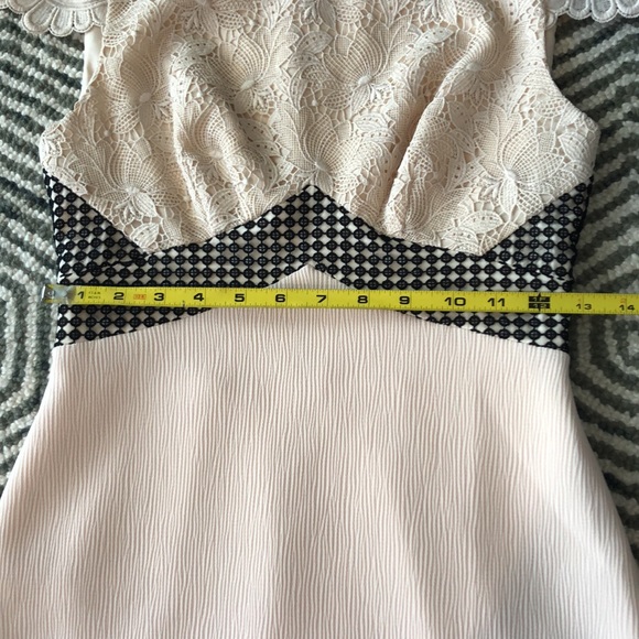 Club Monaco zulandah dress - Picture 7 of 11